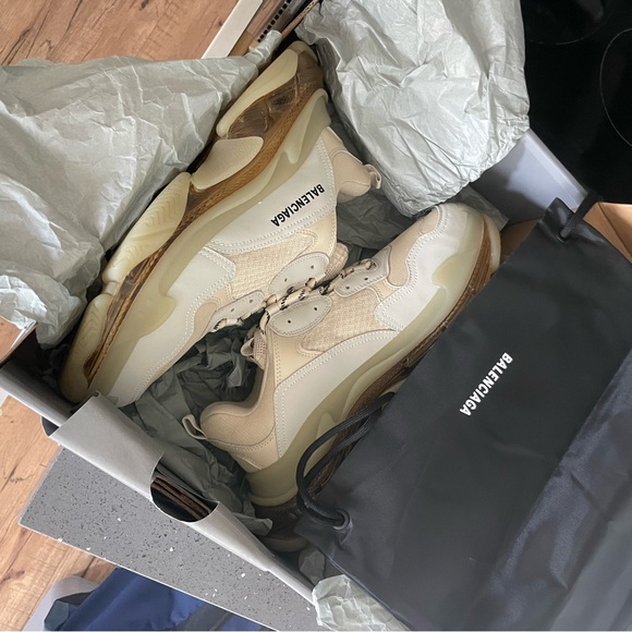 Balenciaga triple s - Picture 6 of 6